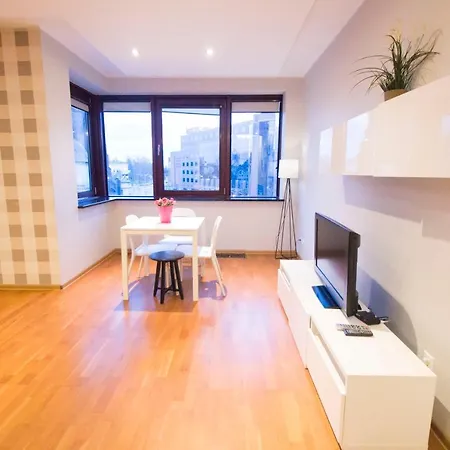 Apartment Happy Estate - Old Town *