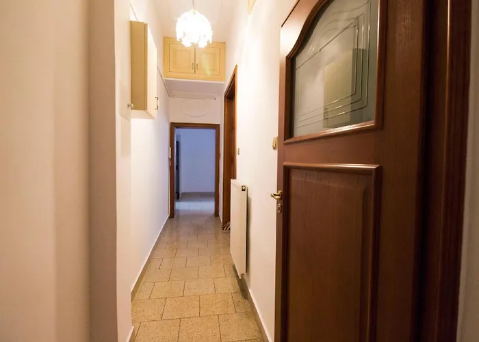 Happy Estate - Old Town *