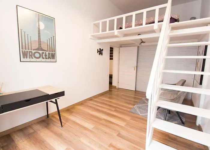 Happy Estate - Old Town