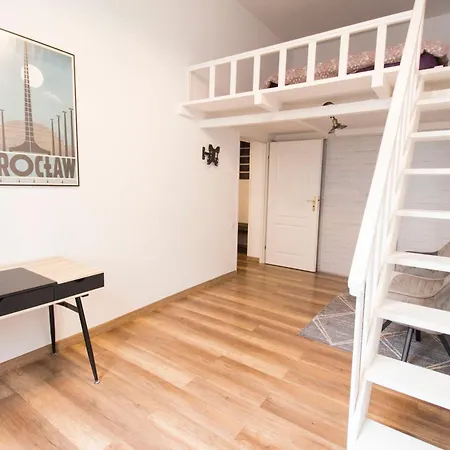 Happy Estate - Old Town