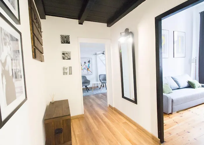 Happy Estate - Old Town