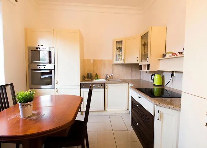 Happy Estate - Old Town Appartement *